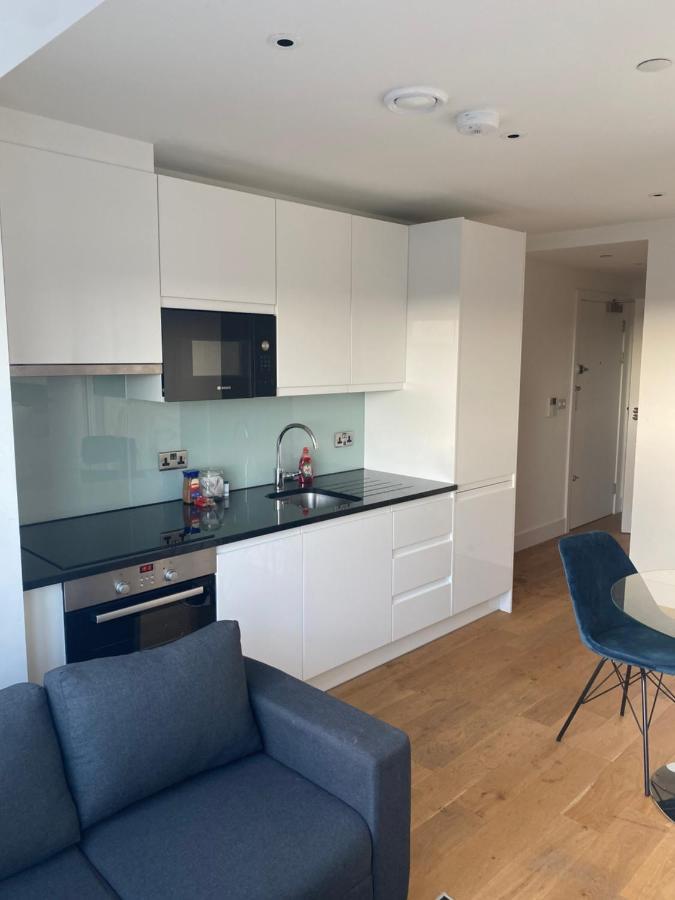 Morden 1 Bedroom City- Apt Central Stylish Living Croydon Eksteriør bilde